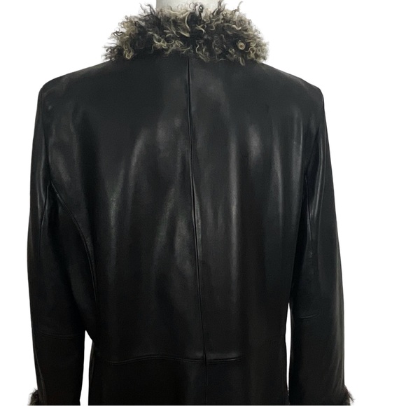 Danier Canada Black Leather Jacket With Fur Trim Size Large - Picture 5 of 13